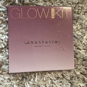 Anastasia sugar glow kit